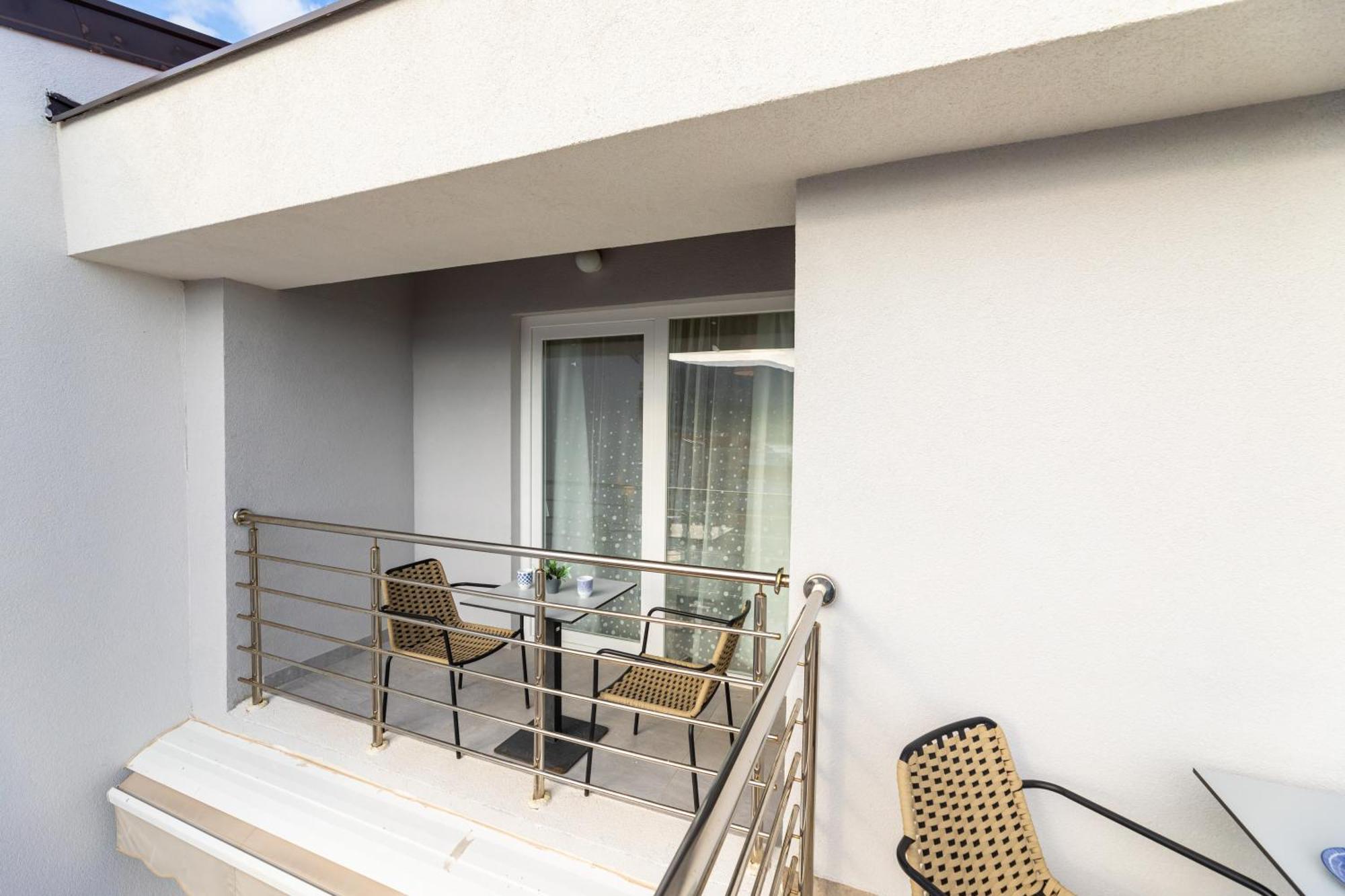Apartman 114 Башка Екстер'єр фото